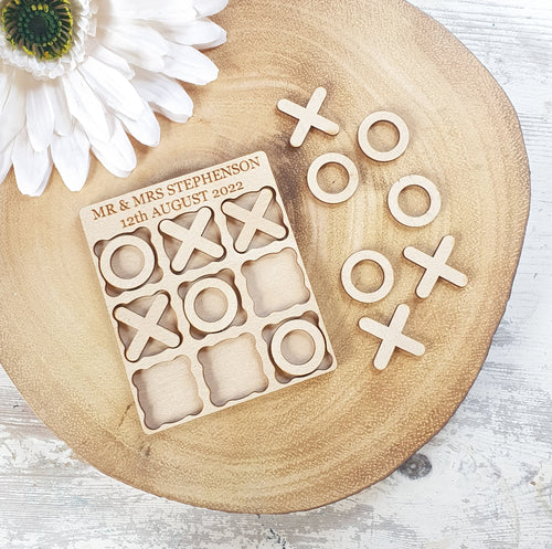 Noughts & Crosses Personalised Wedding Favours