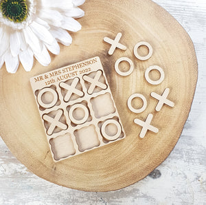 Noughts & Crosses Personalised Wedding Favours